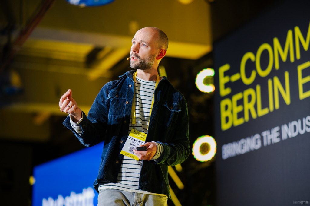 https://res.cloudinary.com/ecommerceberlin/image/upload/v1741364135/Website/PREMIUM%20SERVICES/ebe26_premium_services_Main_Stage_Patronage/ZDJECIE%202.jpg