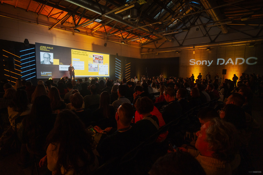 https://res.cloudinary.com/ecommerceberlin/image/upload/v1741618266/Website/PREMIUM%20SERVICES/ebe26_premium_services_keynote_stage/ZDJECIE%201.jpg